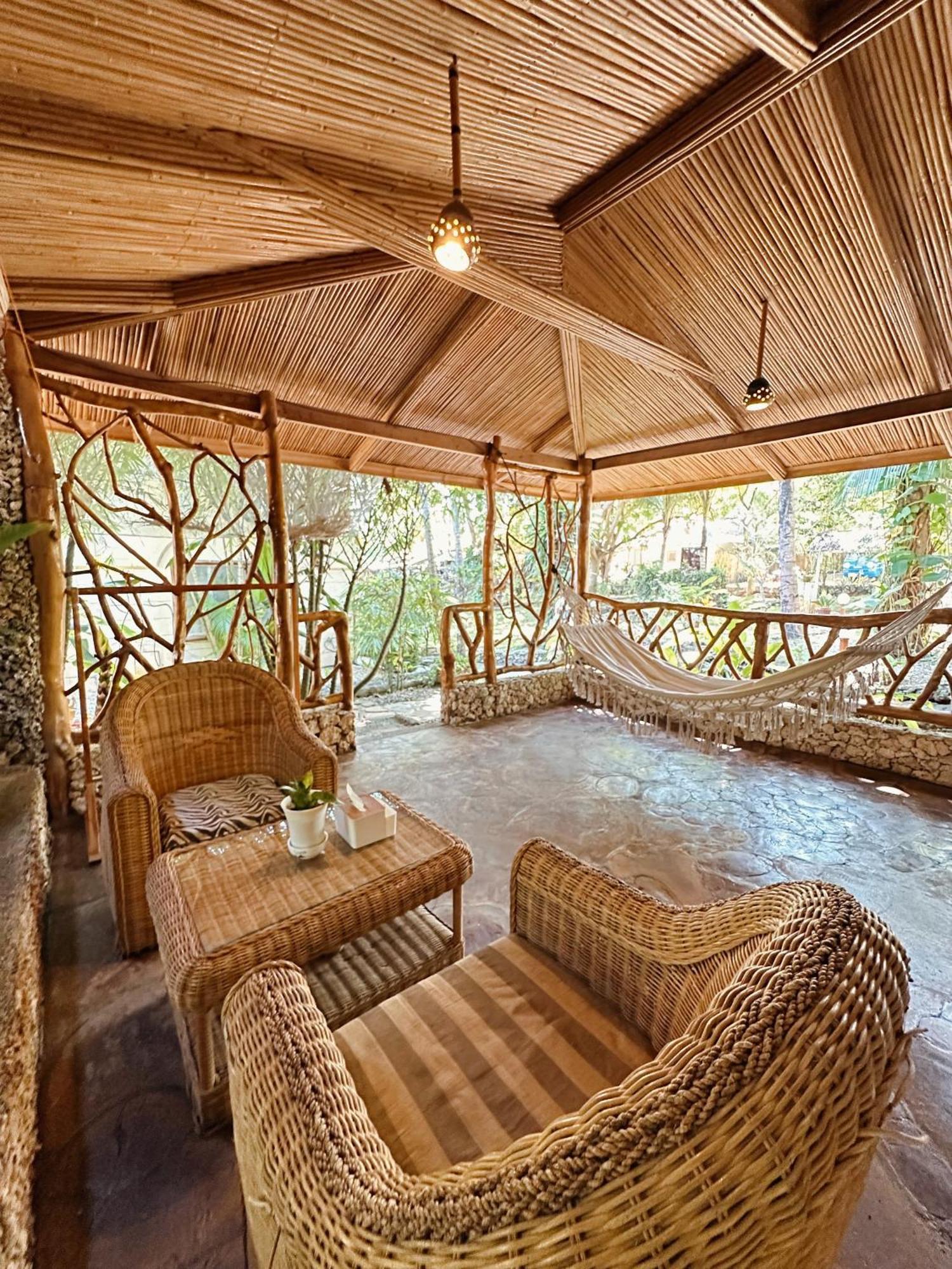 Tahanan Resort San Juan  Extérieur photo