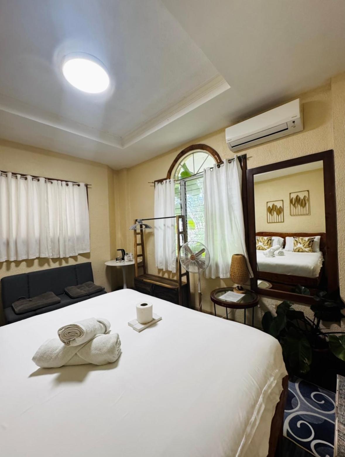 Tahanan Resort San Juan  Extérieur photo