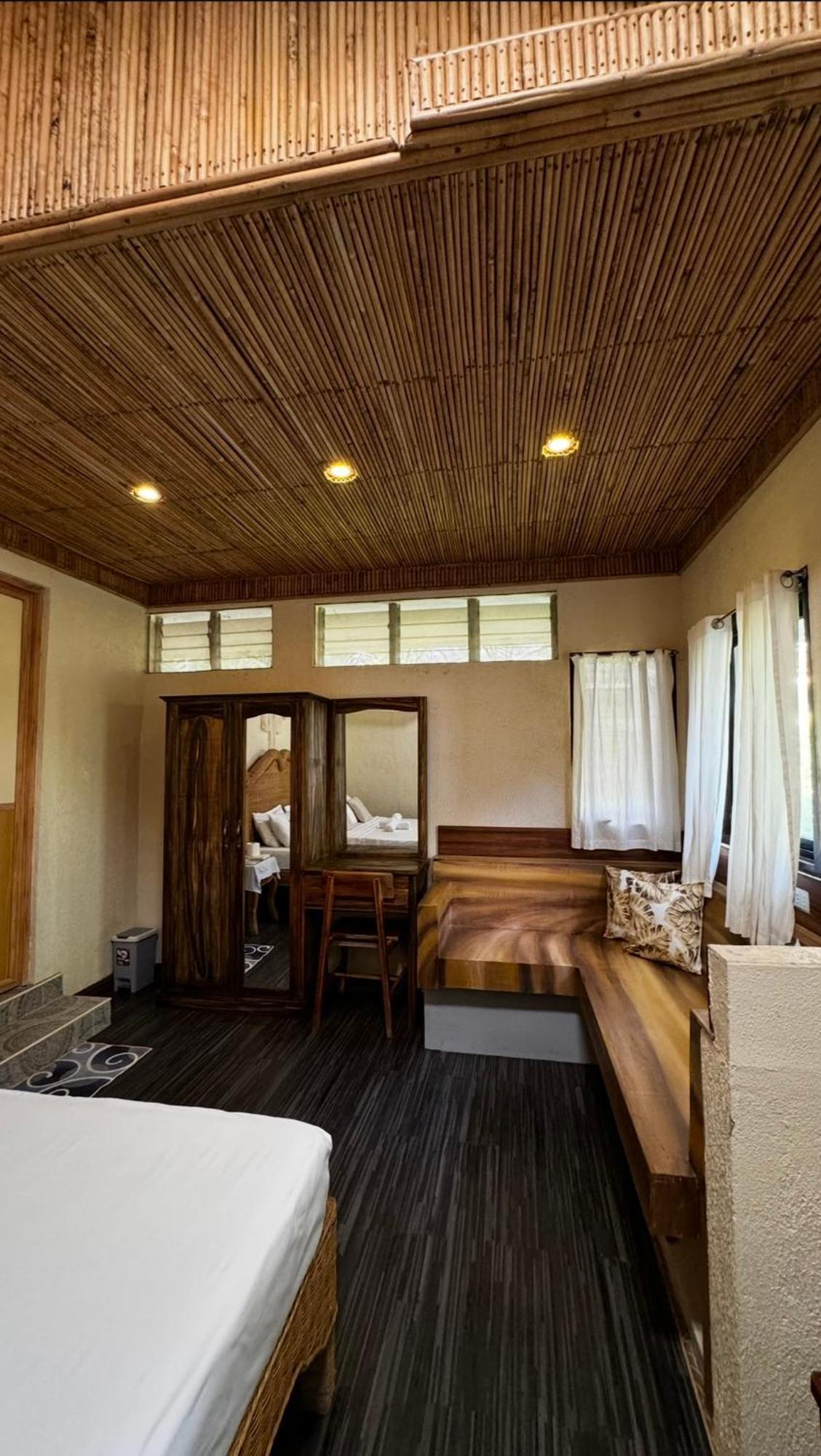 Tahanan Resort San Juan  Extérieur photo
