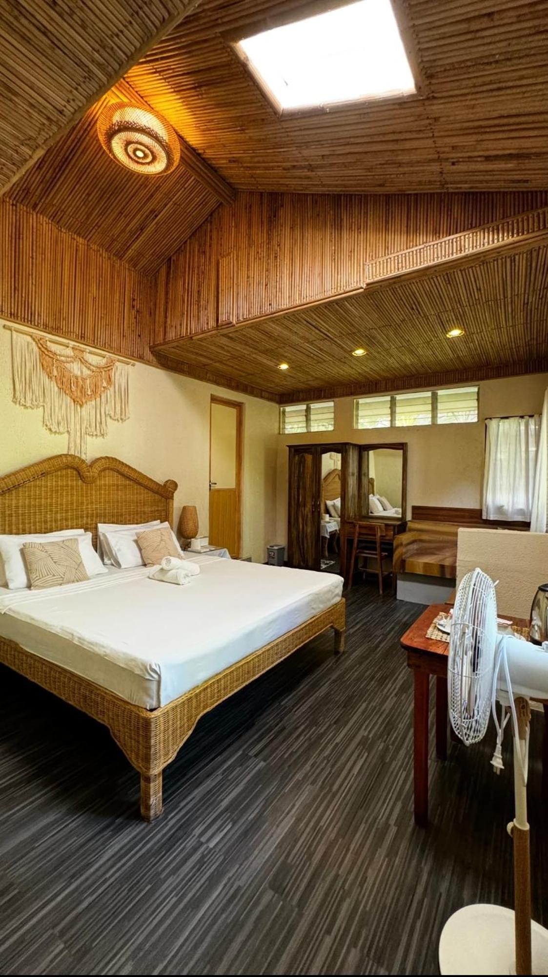Tahanan Resort San Juan  Extérieur photo